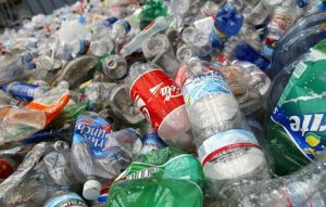 How Disposable Water Bottles Impact the Environment